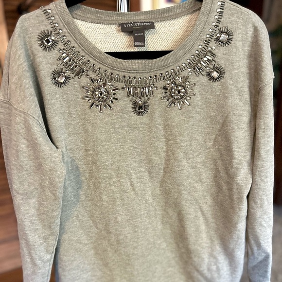 A pea in the pod maternity sweatshirt size m - Picture 1 of 9